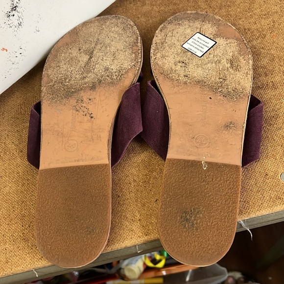 Ancient Greek Suede Sandals - Picture 5 of 5